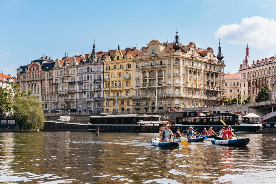 Prague: Vltava River Guided Canoeing Tour - Meeting Padlujeme.cz on Cisarska Louka: Easy Directions That Save Time