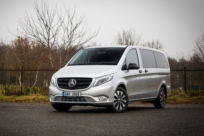 Private Transfer from Prague Airport to Prague City Hotels 1 - 7 pax - Drop-Off Without Detours: Any Hotel in Prague