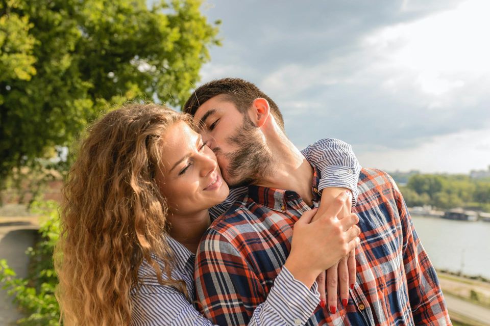 Professional photoshoot in Prague - 1 hour, 30 or 15 min - Posing Help That Actually Makes You Look Comfortable
