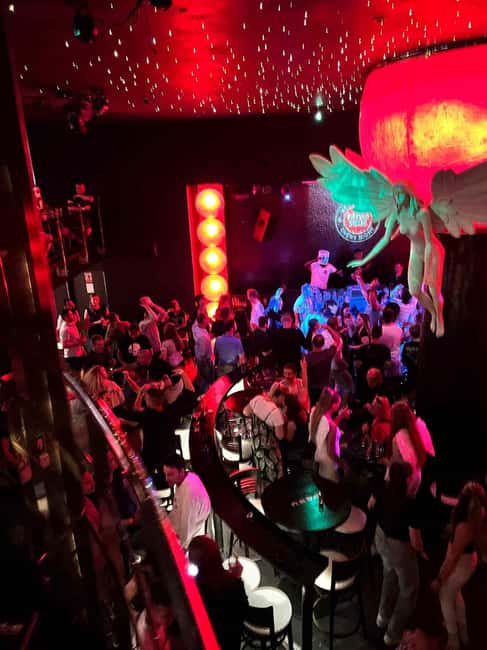 Pub Crawl with Shots and Night Club I Prague - Why this Prague pub crawl is such a smart way to party