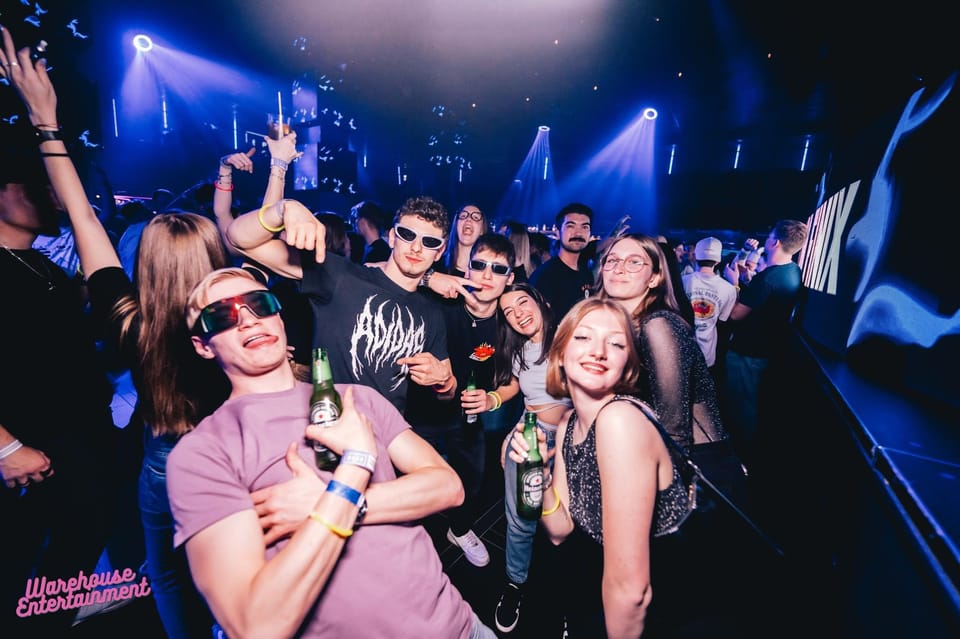 Pub Crawl with Shots and Night Club I Prague - The guide makes the difference: Hercy, Harsi, and Erwin