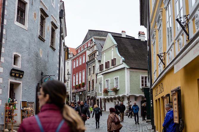 UNESCO Cesky Krumlov from Prague with Guided Tour and Transfer - Why this day trip beats DIY Prague to Český Krumlov